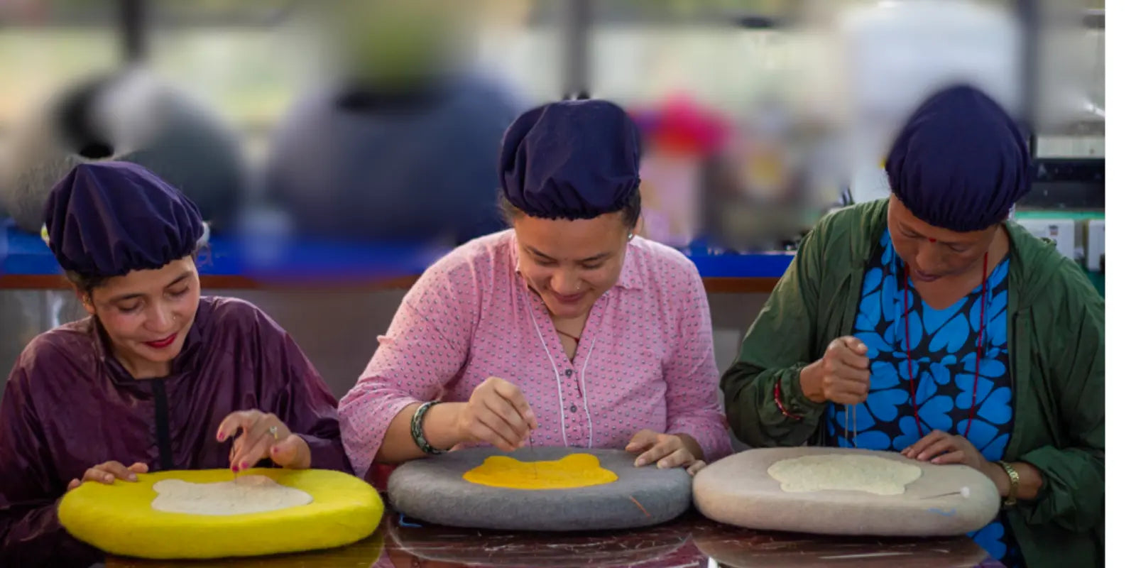 coussin en laine naturelle MariGold