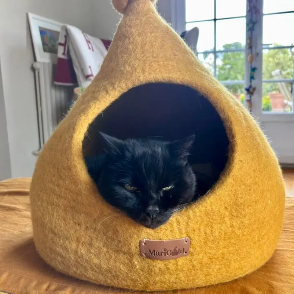 Grotte, igloo et maison decoration pour chat flame en feutre de laine – abri et panier douillet